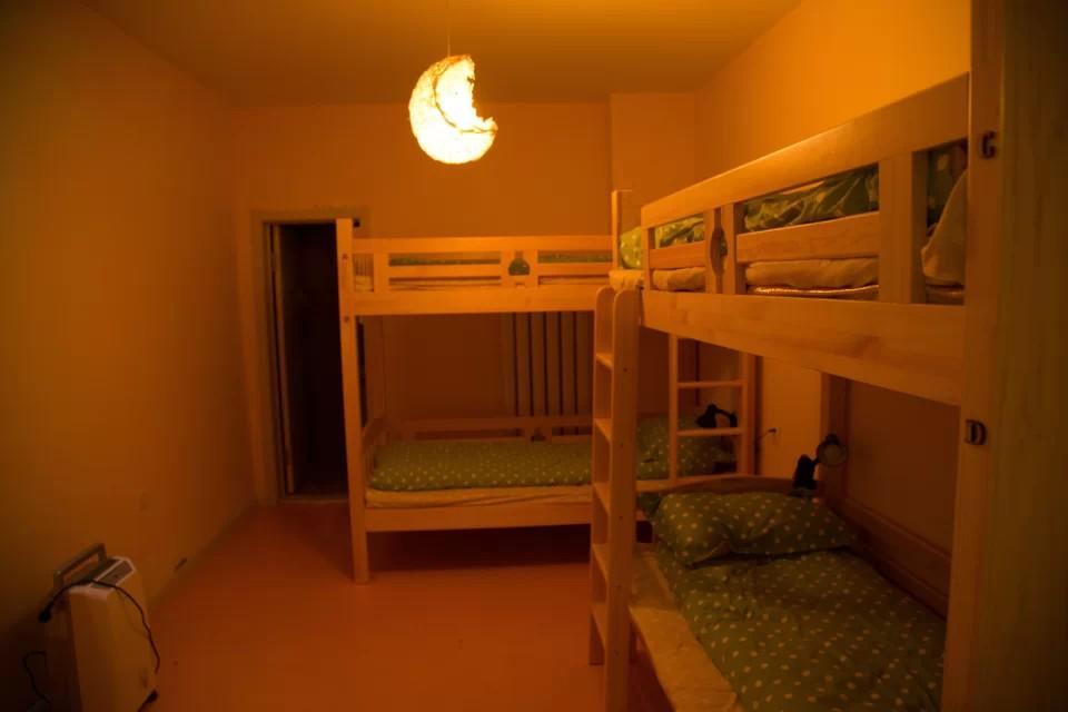 Dalian Buzz Light Year Youth Hostel Extérieur photo